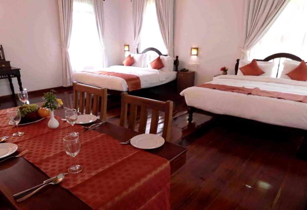 Kumarakom Heritage Resort 戈德亚姆 外观 照片